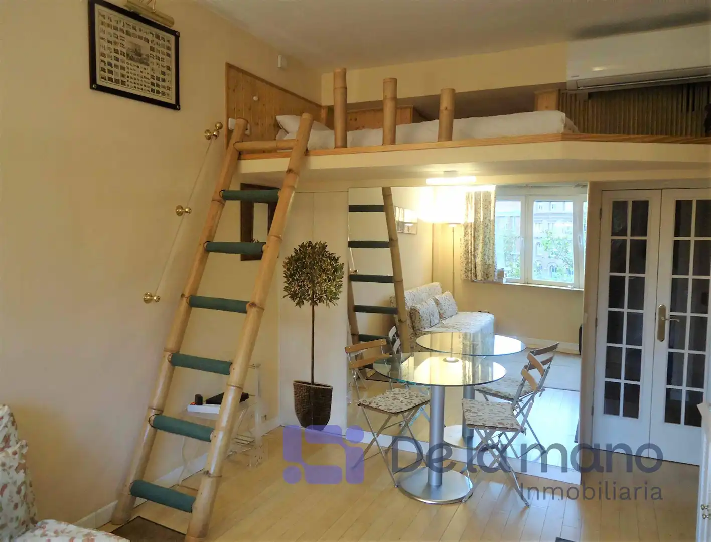 Schlafzimmer von Wohnung zur Miete in Madrid mit Klimaanlage, Heizung und Möbliert