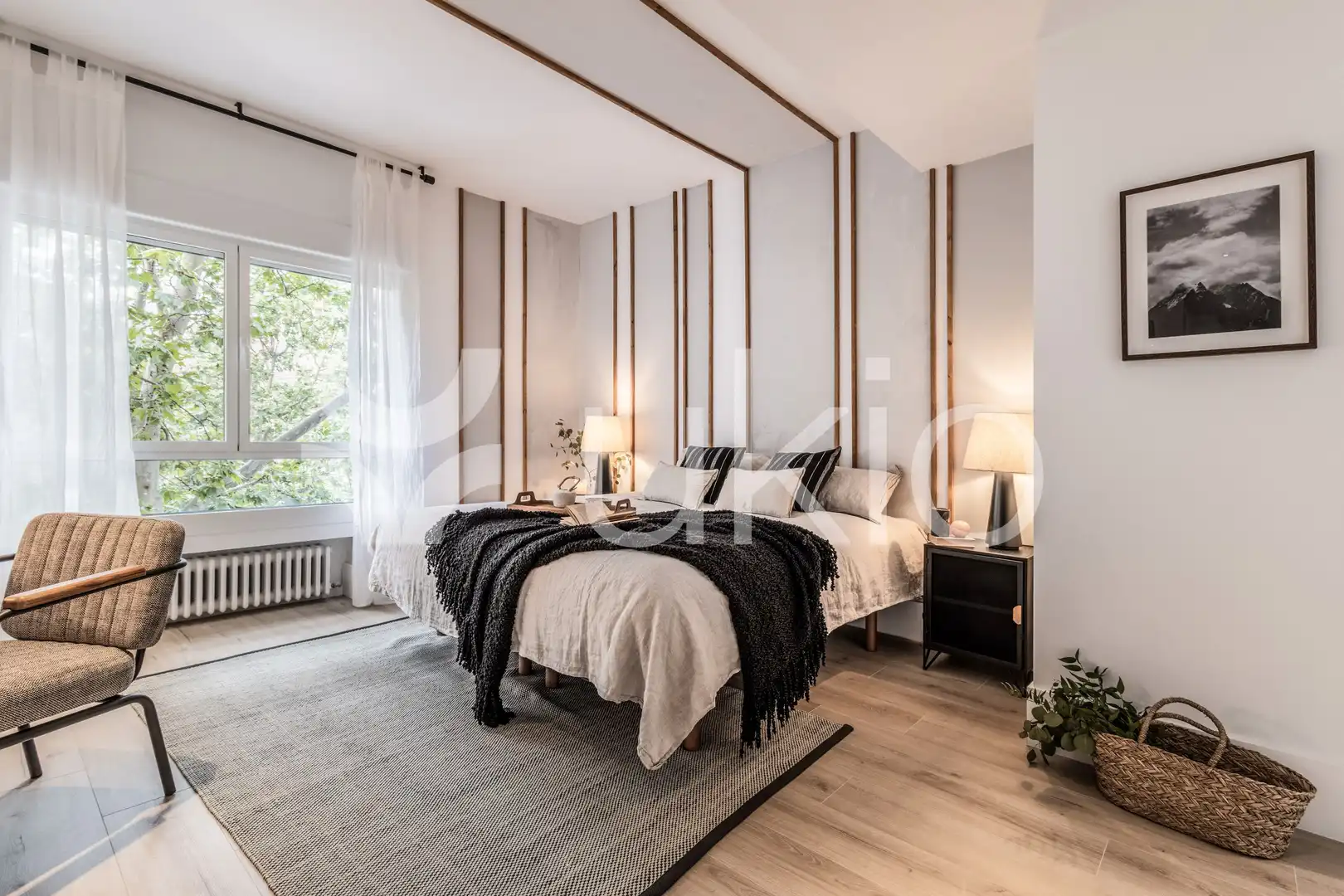 Habitación de Apartamento de alquiler en Madrid con Aire acondicionado, Calefacción y Amueblado