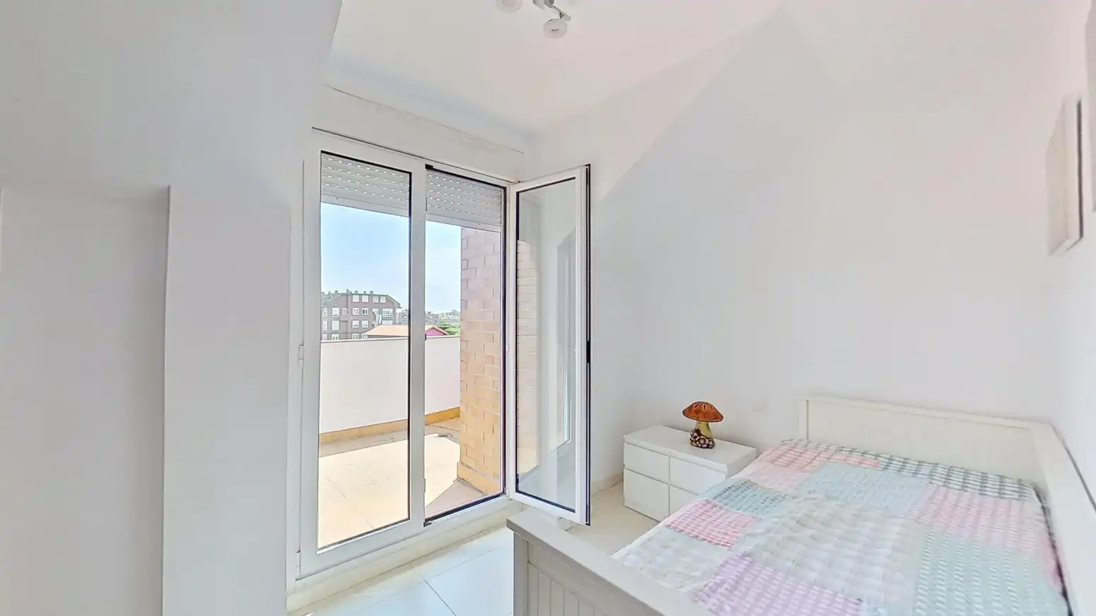 Terraza de Piso en venta en Suances con Calefacción, Jardín privado y Terraza