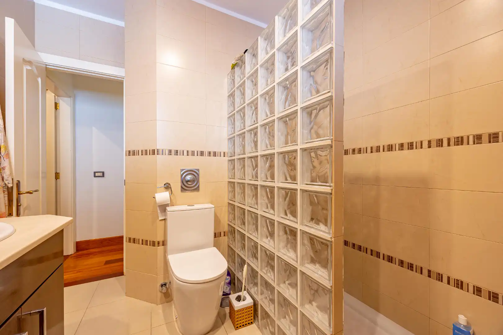 Bany de Casa o xalet en venda en Las Palmas de Gran Canaria amb Parquet, Terrassa i Traster