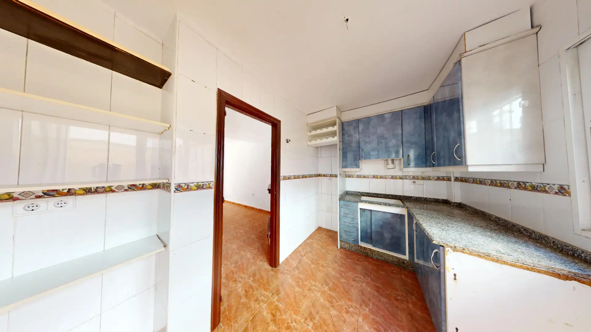 Cuina de Casa adosada en venda en Orihuela amb Jardí privat, Terrassa i Balcó