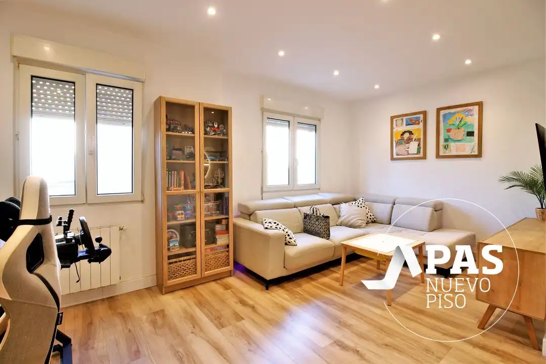 Living room of Flat for sale in Centro - Ayuntamiento