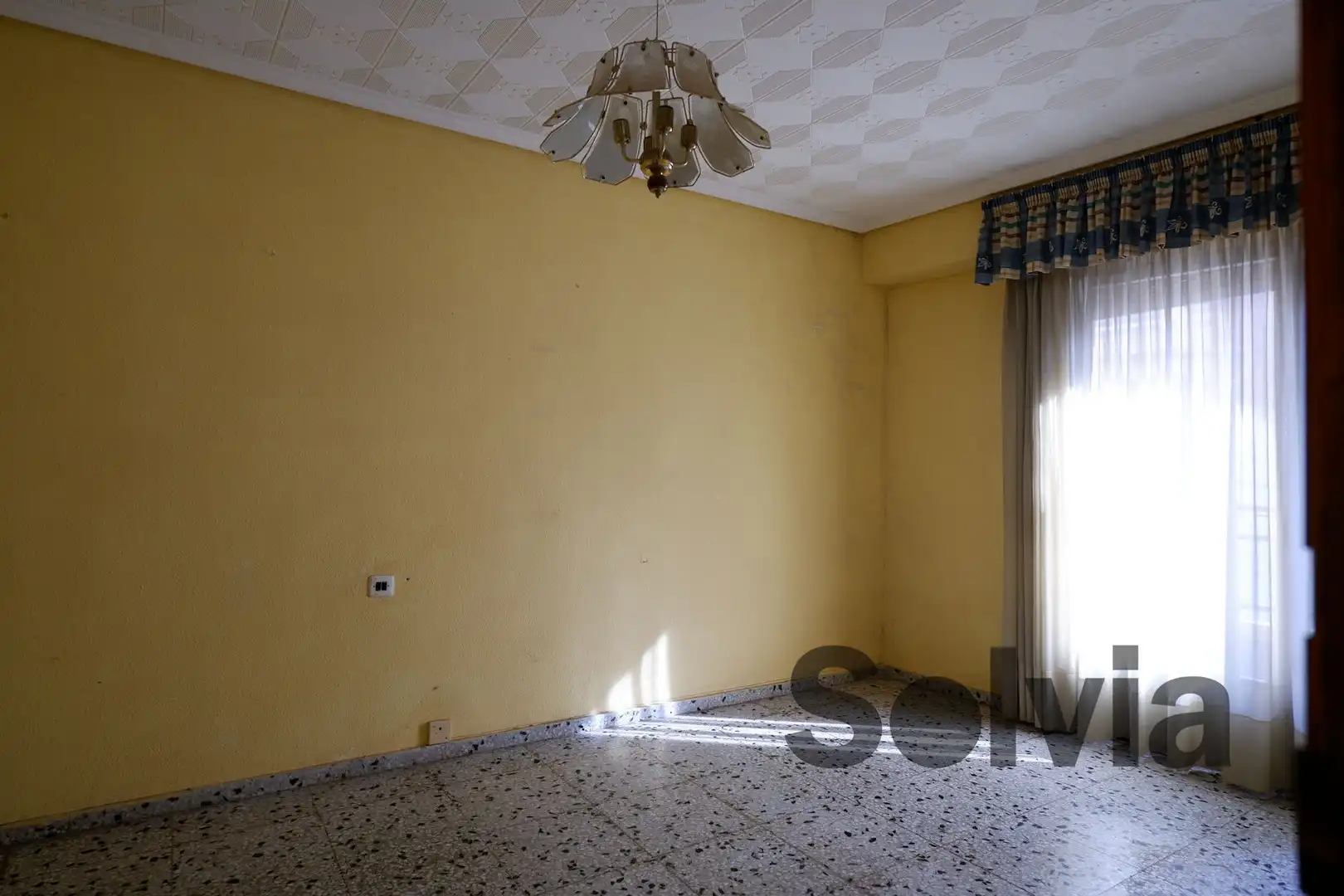 Sala de estar de Casa adosada en venta en Sagunto / Sagunt con Terraza y Balcón