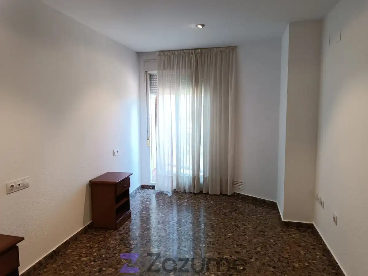 Bedroom of Flat for rent in Castellón de la Plana / Castelló de la Plana  with Air Conditioner, Heating and Terrace