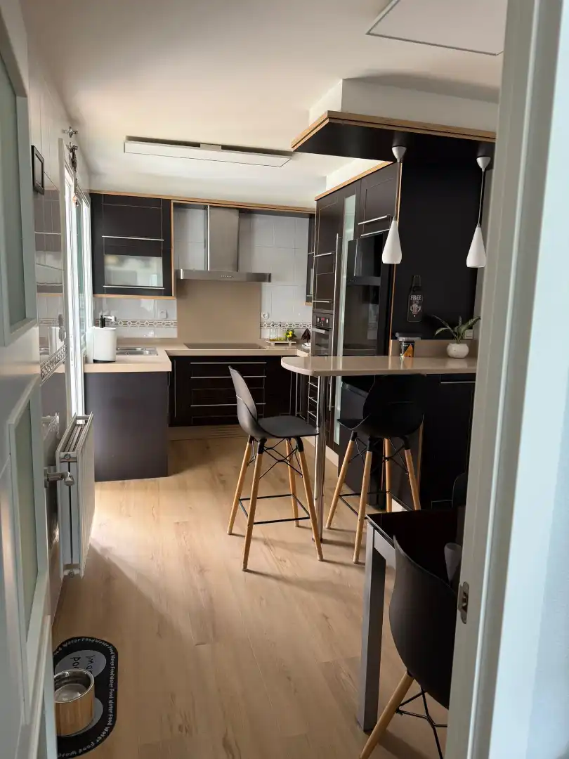 Küche von Wohnung zum Verkauf in A Coruña Capital  mit Heizung, Abstellraum und Möbliert