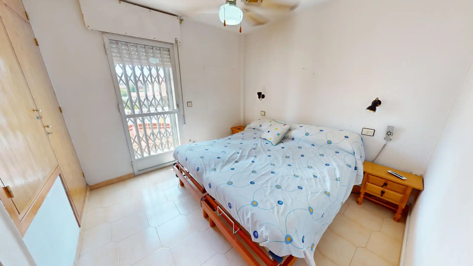 Dormitori de Casa o xalet en venda en Los Alcázares amb Aire condicionat, Terrassa i Moblat