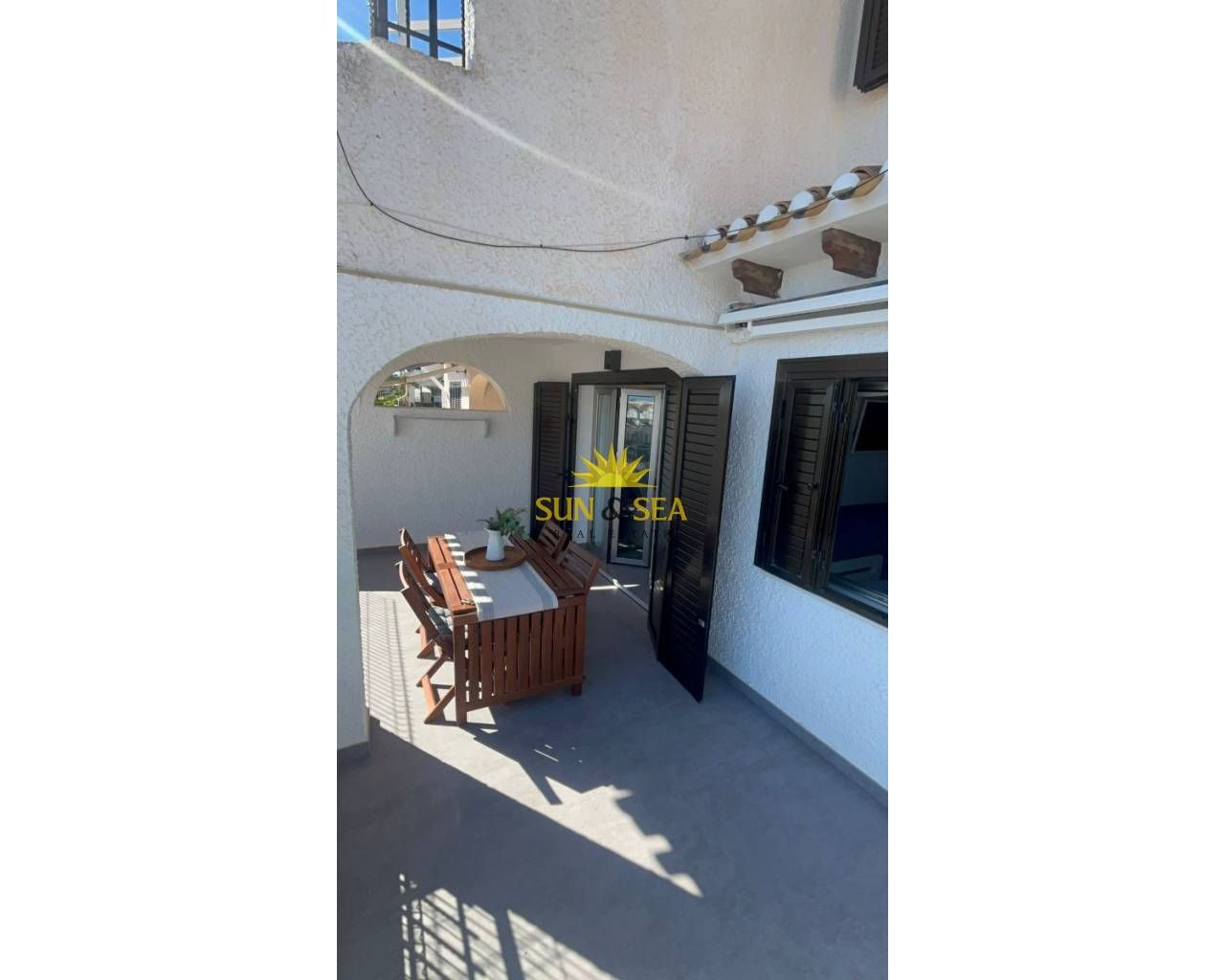 Terraza de Apartamento en venta en Orihuela con Aire acondicionado, Calefacción y Piscina