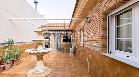 Foto 3 de Casa adosada en venta en Calle Montejicar (r), Roquetas Pueblo, Almería