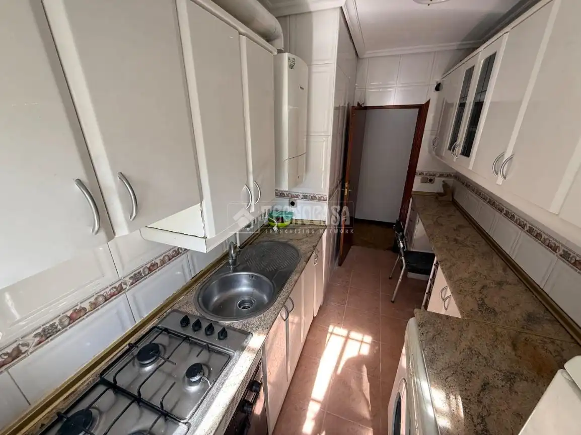 Kitchen of Flat for sale in Madrid