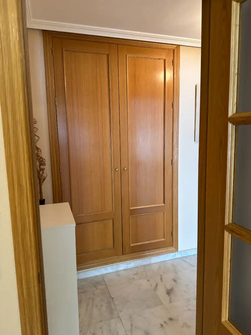 Dormitori de Pis de lloguer en Sevilla amb Aire condicionat, Calefacció i Jardí privat