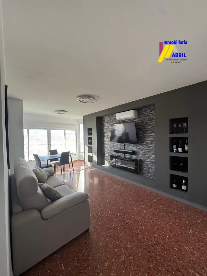 Sala d'estar de Apartament en venda en Sueca amb Aire condicionat