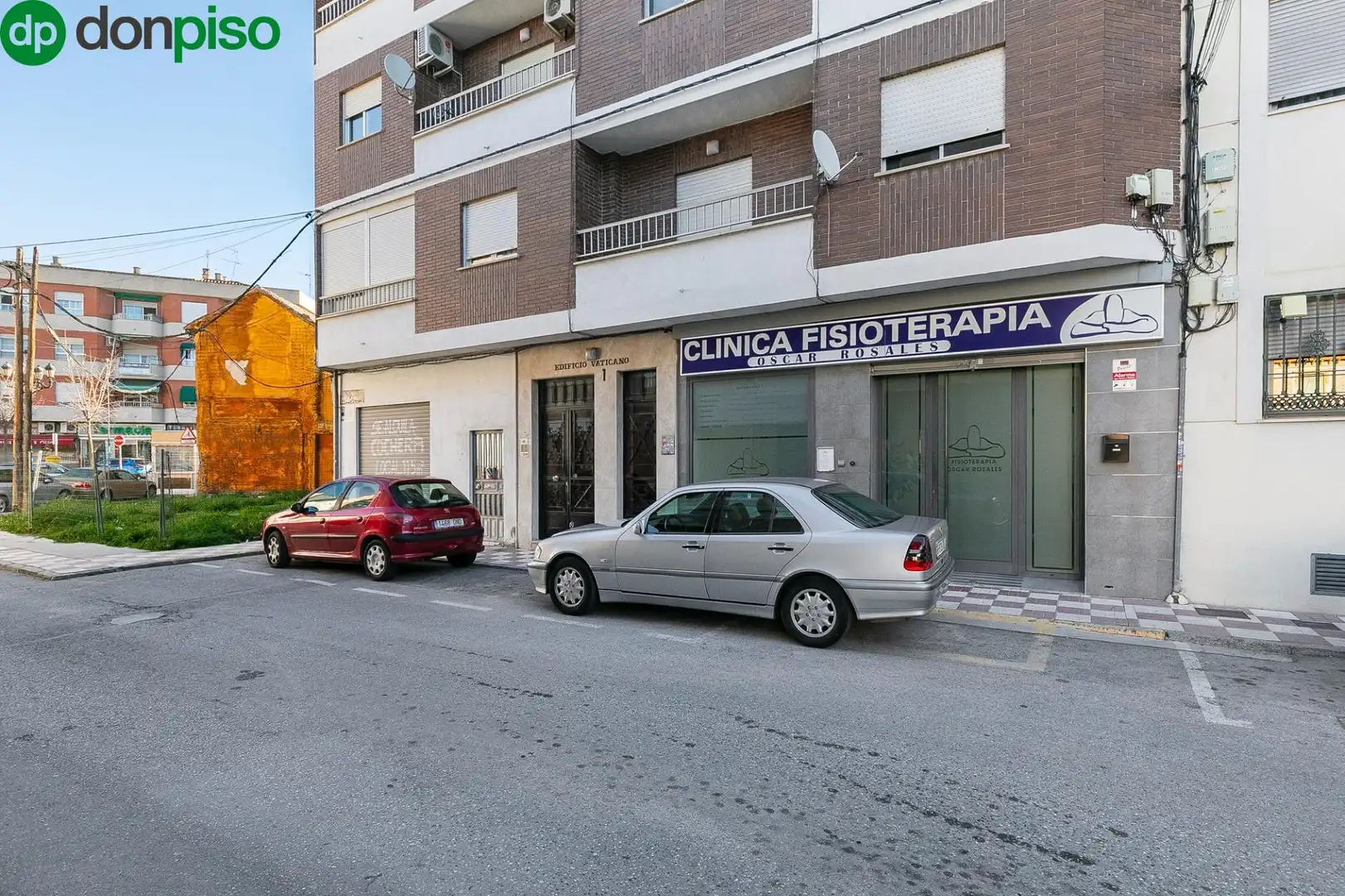 Local comercial en venda a Calle RAMON Y CAJAL, imagen 2