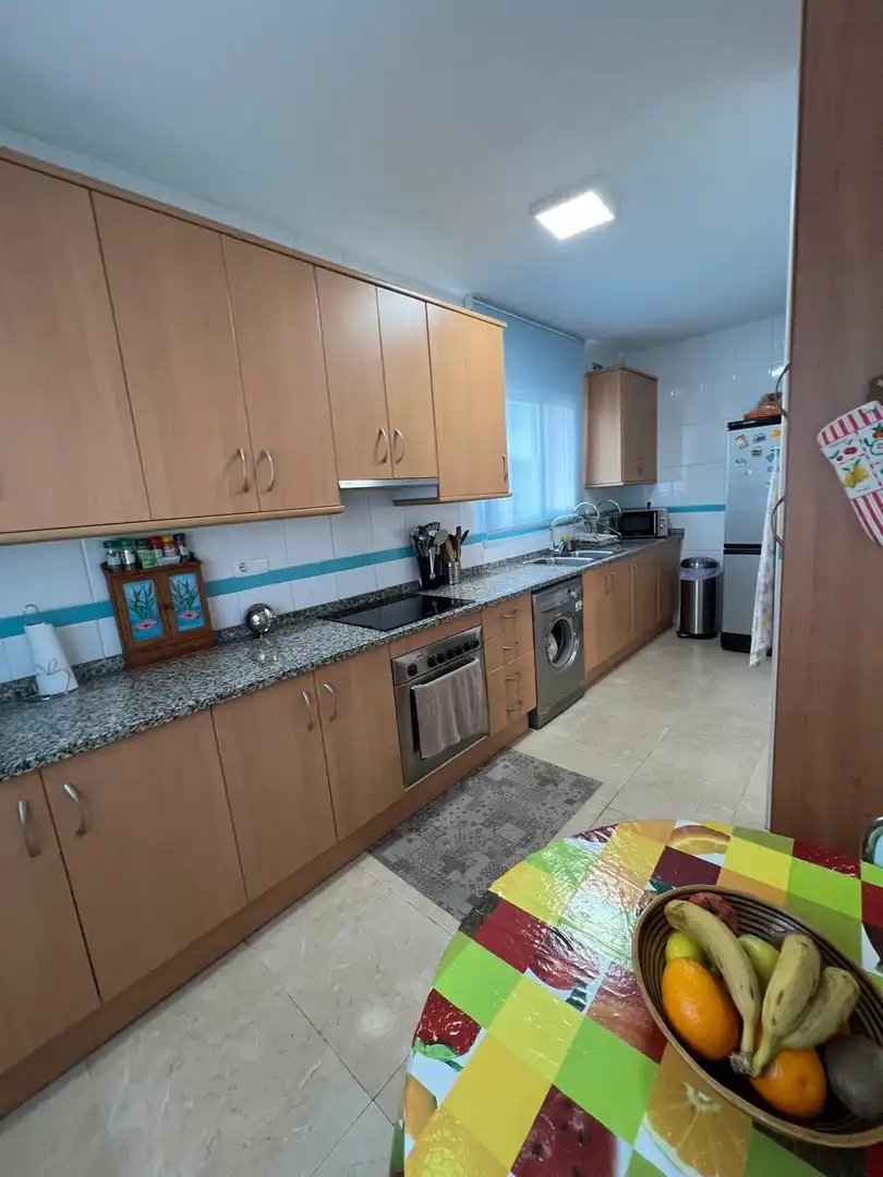 Cuina de Casa o xalet en venda en Creixell amb Calefacció i Jardí privat