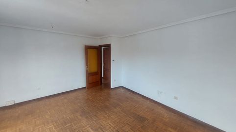 Foto 2 de Piso en venta en Avenida de Quintana, Trobajo del Camino, San Andrés del Rabanedo
