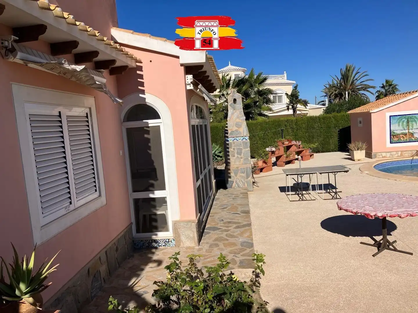 Jardí de Casa o xalet en venda en Orihuela amb Aire condicionat, Calefacció i Jardí privat