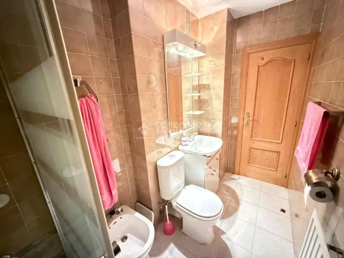 Baño de Piso en venta en Madrid con Calefacción