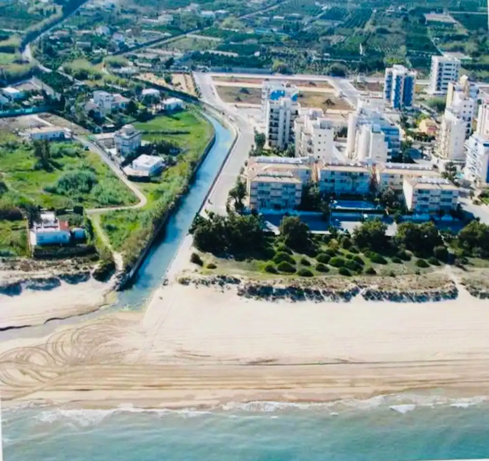 Terreny residencial en venda a Miramar