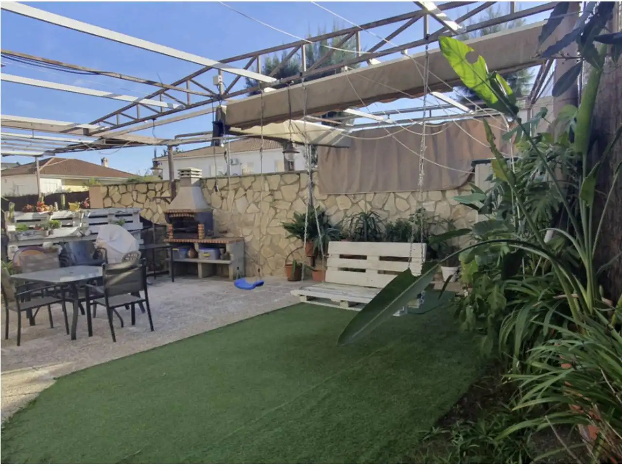 Terrassa de Casa o xalet en venda en Badajoz amb Calefacció, Jardí privat i Terrassa