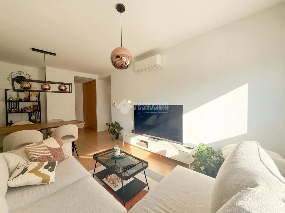 Living room of Flat for sale in Fuencarral - El Pardo