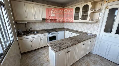 Foto 3 de Casa adosada en venda a Sagrado Corazón - As Gándaras, Lugo