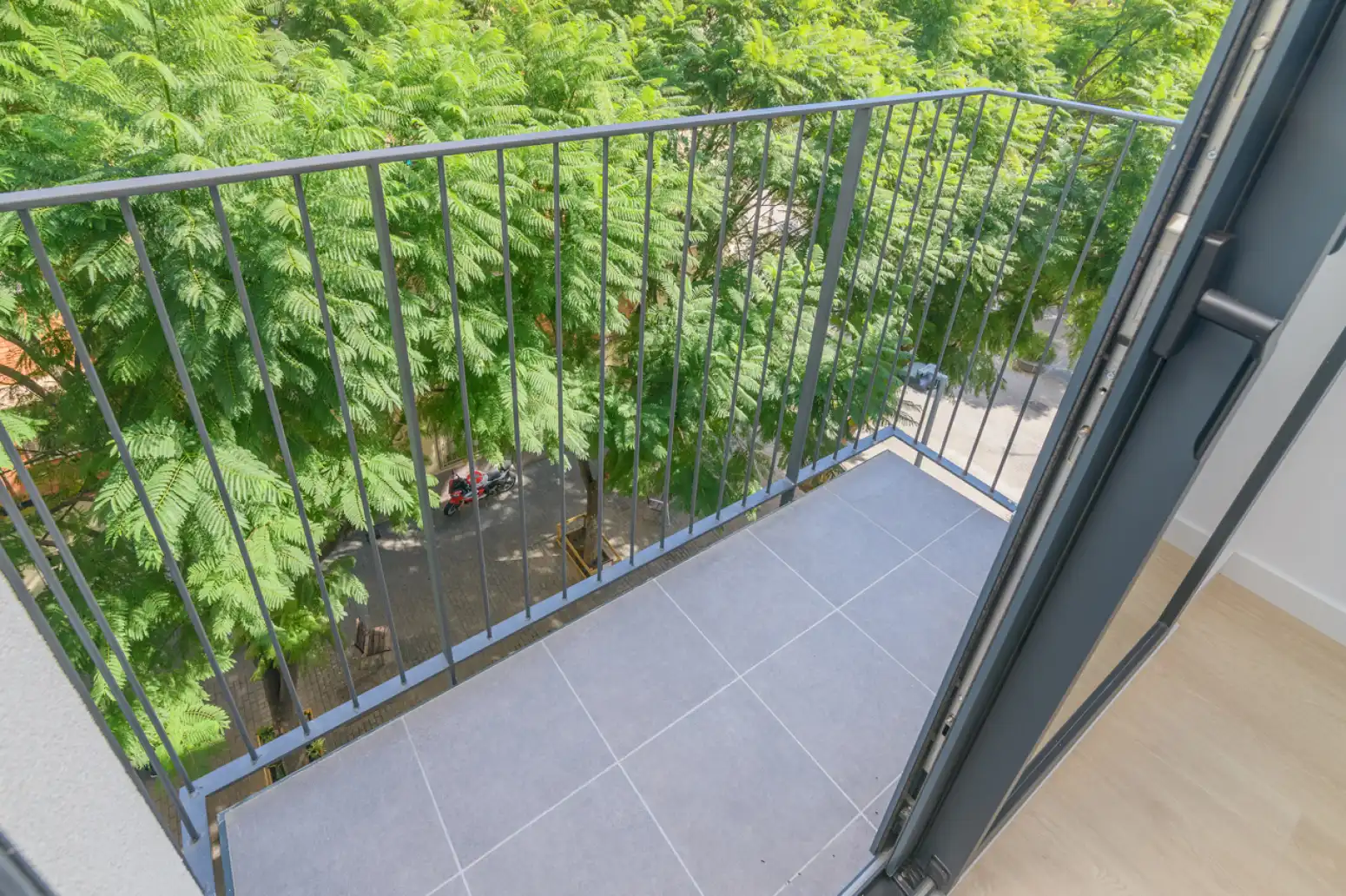 Flat for sale in Cornellà de Llobregat - Carretera ESPLUGUES, La Gavarra
