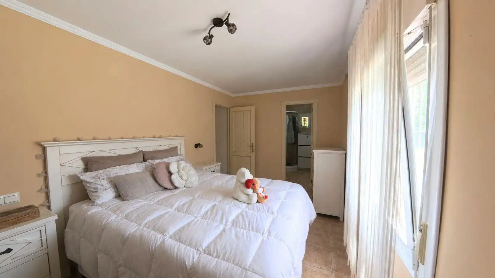 Bedroom of Houses for sale in Chiclana de la Frontera  with Air Conditioner, Private garden and Storage room
