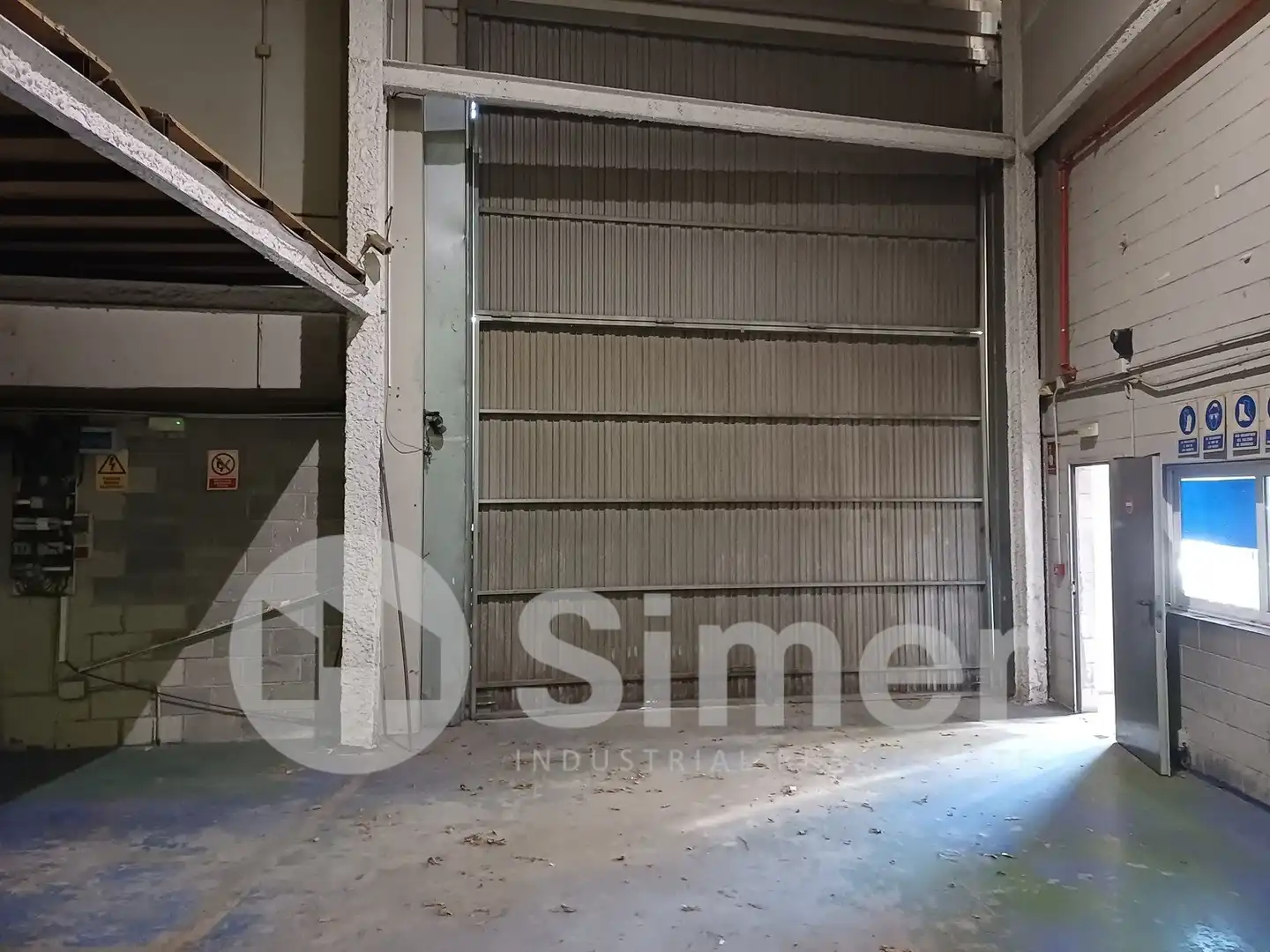 Nave industrial de alquiler en Ripollet