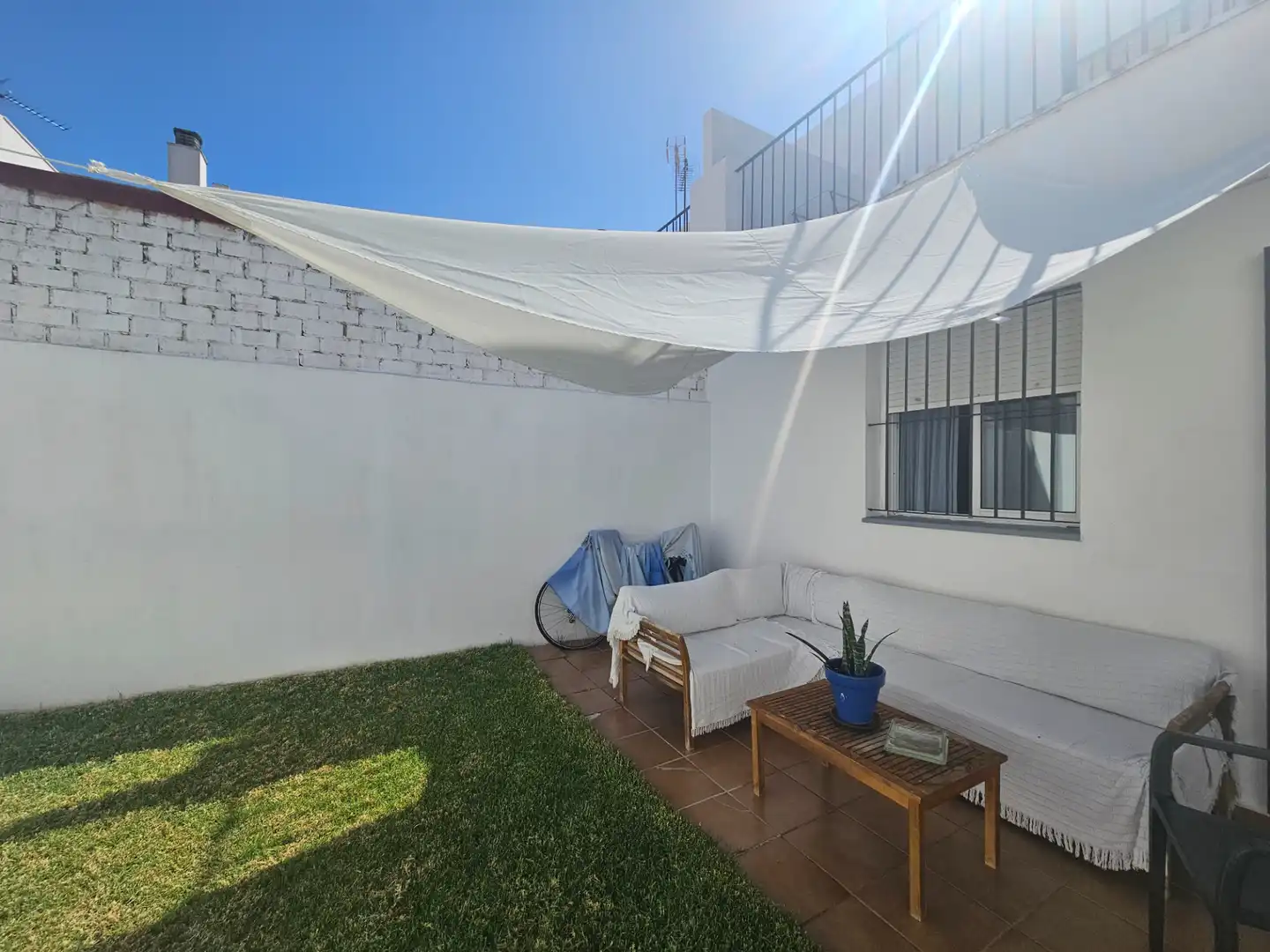 Casa adosada en venta en Benacazón
