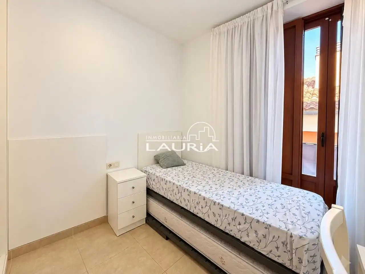 Bedroom of Flat for rent in Valencia  with Air Conditioner, Heating and Storage room