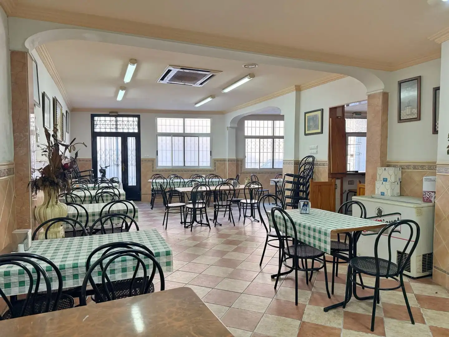 Local de alquiler en Alzira con Aire acondicionado, Calefacción y Terraza