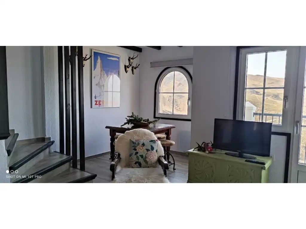 Sala de estar de Casa adosada en venta en Sierra Nevada con Terraza