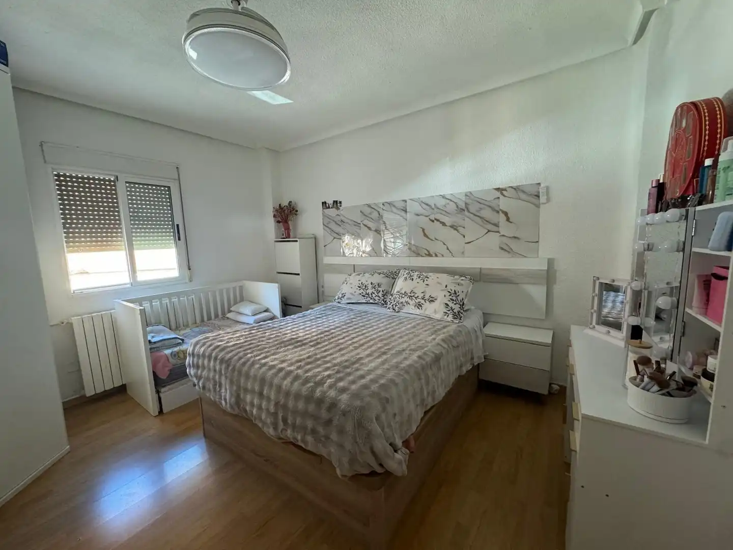 Habitación de Apartamento en venta en Albacete con Aire acondicionado y Calefacción