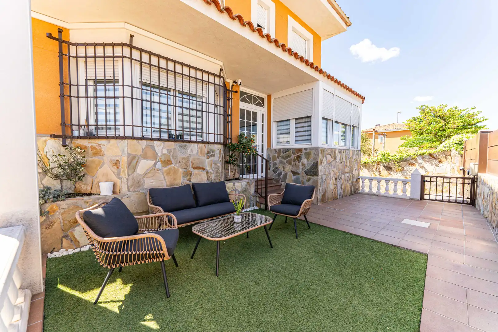 Terraza de Casa o chalet en venta en Serranillos del Valle con Aire acondicionado, Calefacción y Jardín privado