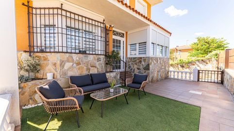 Foto 4 de Casa o chalet en venta en Calle de Los Valles, Serranillos del Valle, Madrid