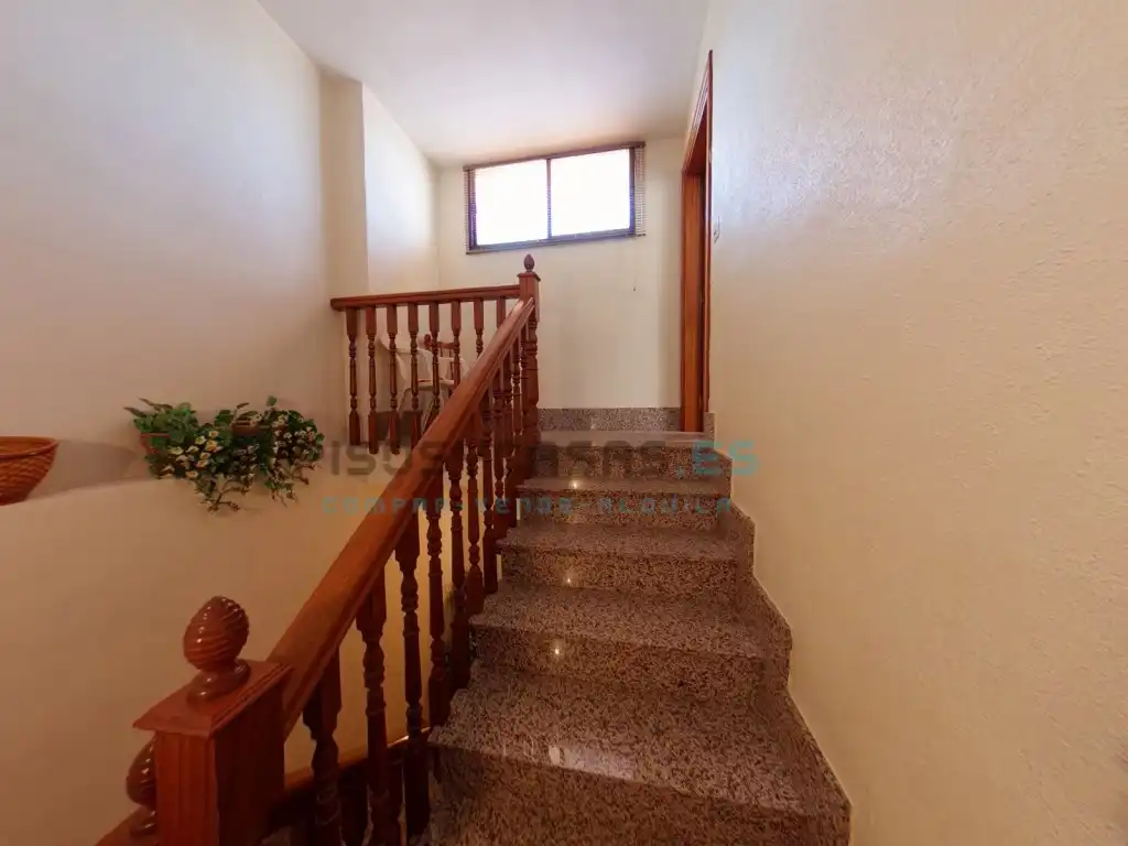 Casa con terraza en venta en Calle Democracia 4, imagen 83