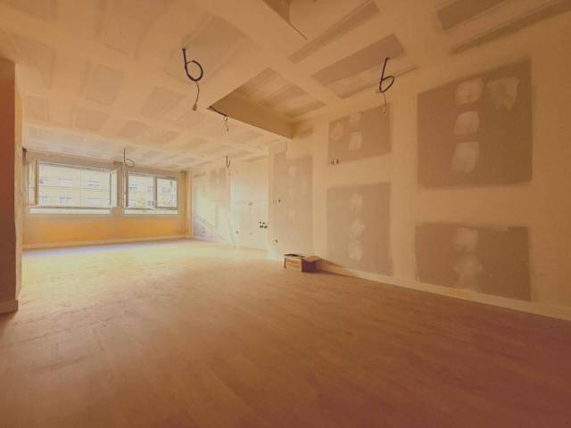 Piso en Venta en Avenida Derechos Humanos en Gamonal - San Bruno - G9