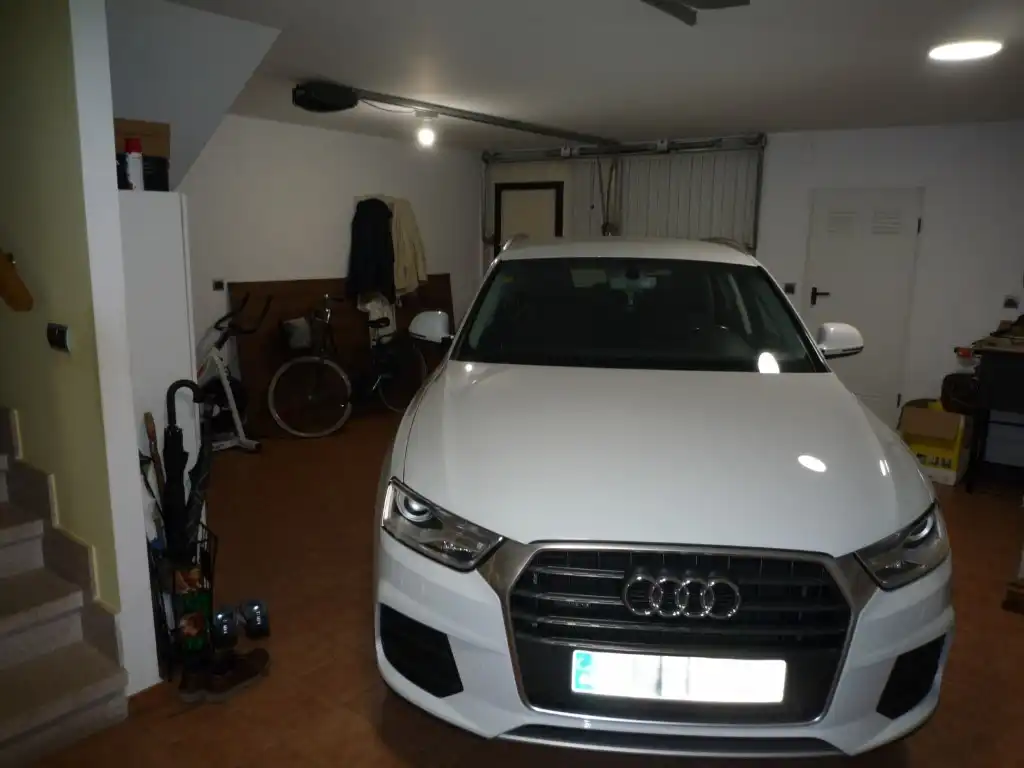 Parking de Casa adosada en venta en Carracedelo