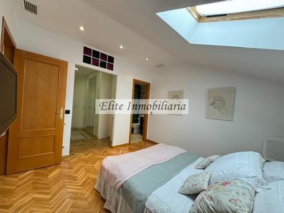 Bedroom of Duplex for sale in Alcorcón  with Heating, Terrace and Storage room