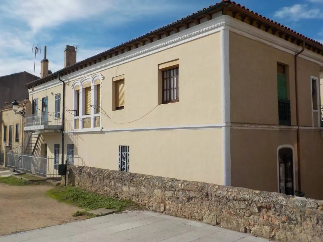 Vista exterior de Edificio en venta en Ciudad Rodrigo