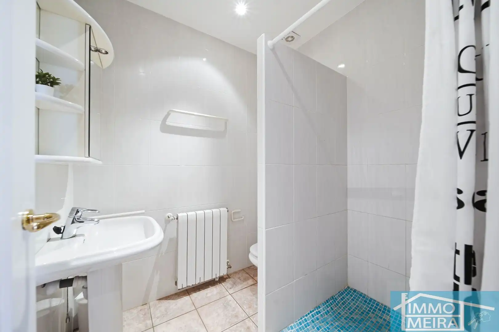 Bathroom of Houses for sale in Roses  with Air Conditioner, Heating and Private garden