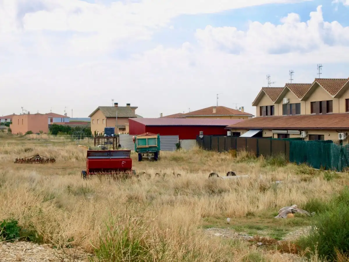 Residential land for sale in Calle LA Pola
