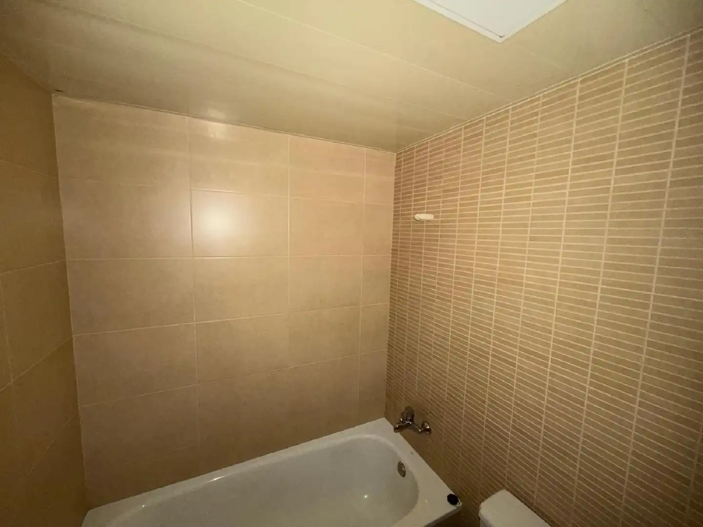 Baño de Piso en venta en Calafell con Terraza y Trastero