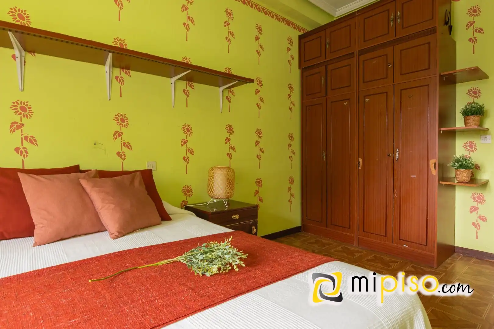 Bedroom of Flat for sale in Laredo  with Heating and Balcony