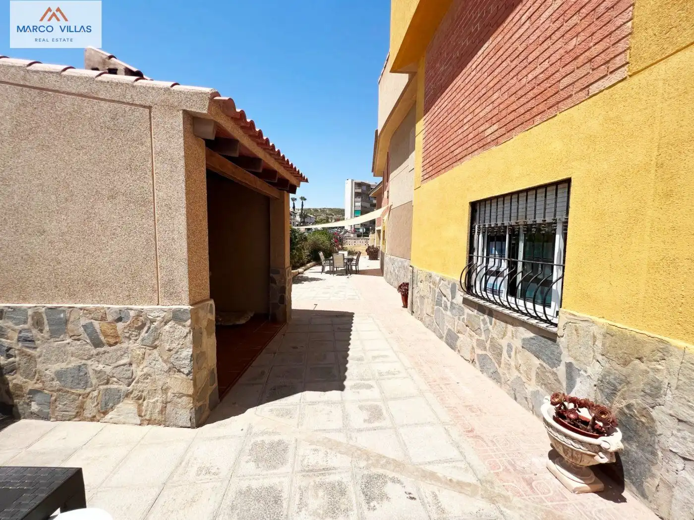 Villa mit Terrasse zum Verkauf in Guardamar Playa, imagen 22