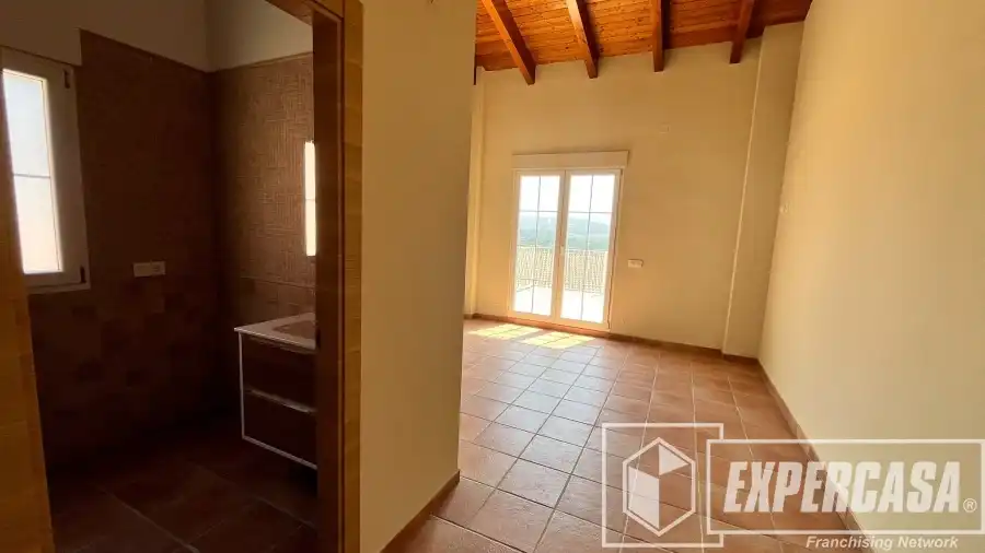 Chalet con piscina en venta en L'Énova, imagen 8