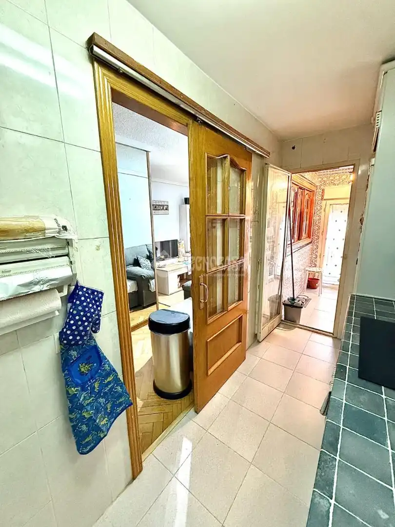 Piso en venta en Madrid con Calefacción y Amueblado