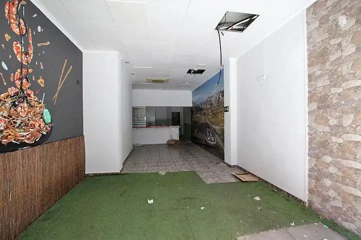 Local comercial en venta en Pueblo, imagen 3