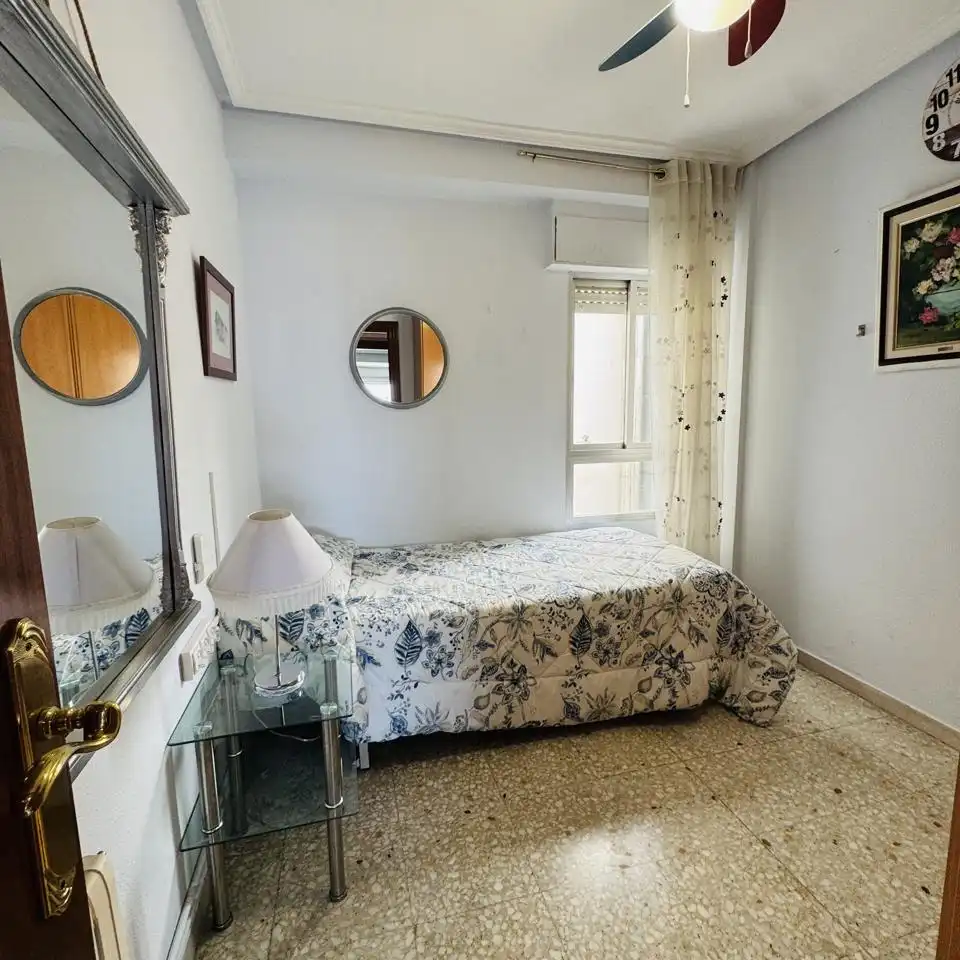 Flat for sale in De Cesáreo Alierta, La Granja
