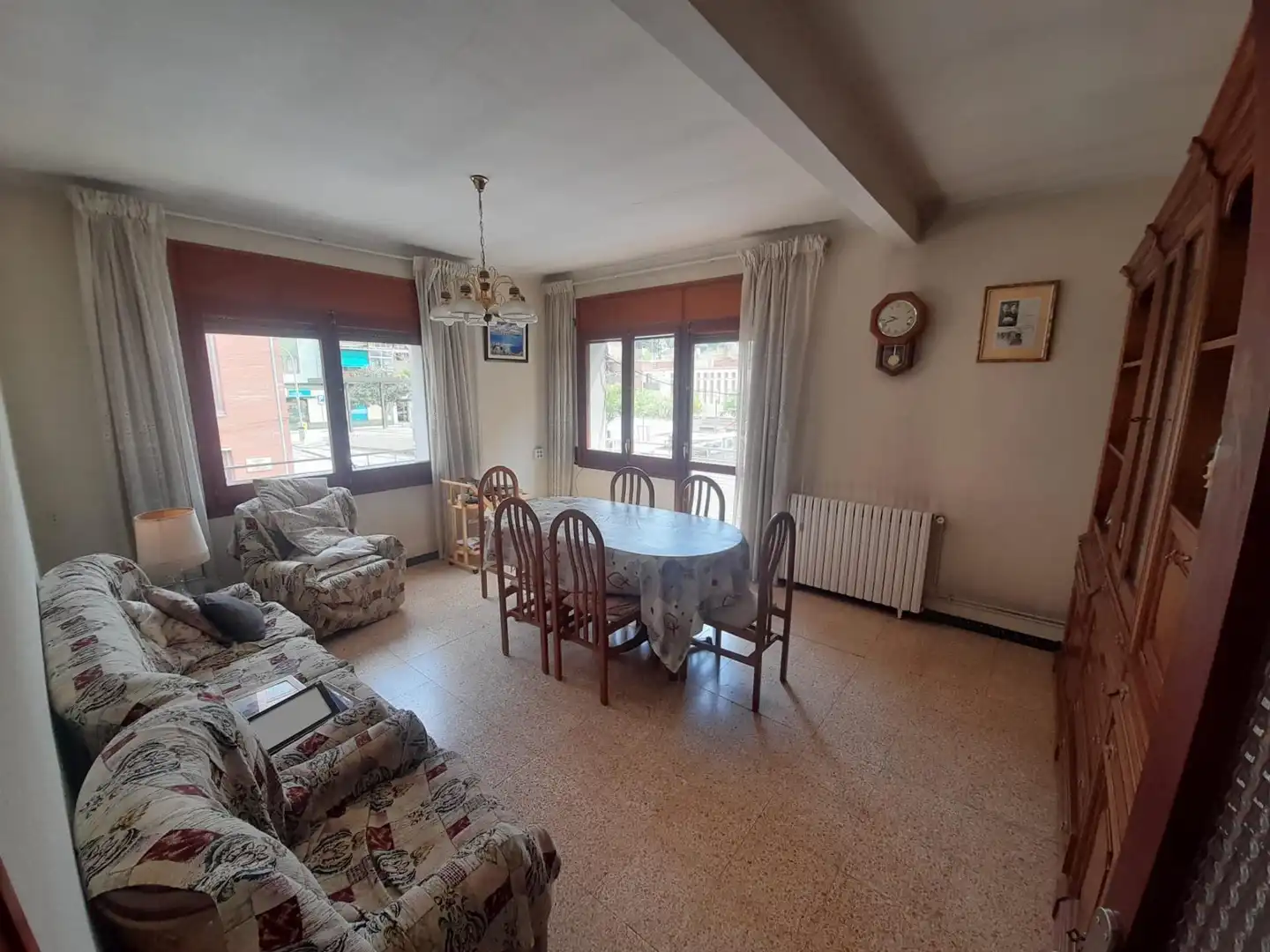 Sala d'estar de Casa o xalet en venda en Sabadell amb Aire condicionat, Jardí privat i Terrassa