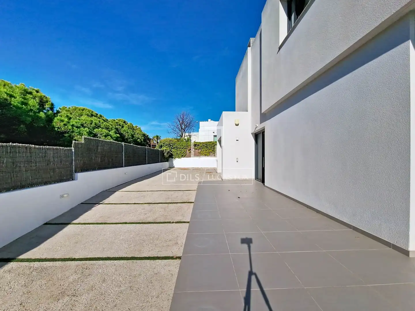 Terrasse von Haus oder Chalet zum Verkauf in Vilanova i la Geltrú mit Klimaanlage, Heizung und Privatgarten